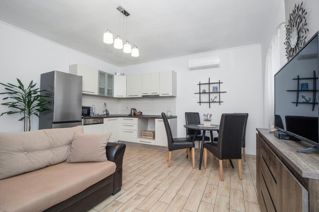 Apartment Feratjer Сплит Екстериор снимка