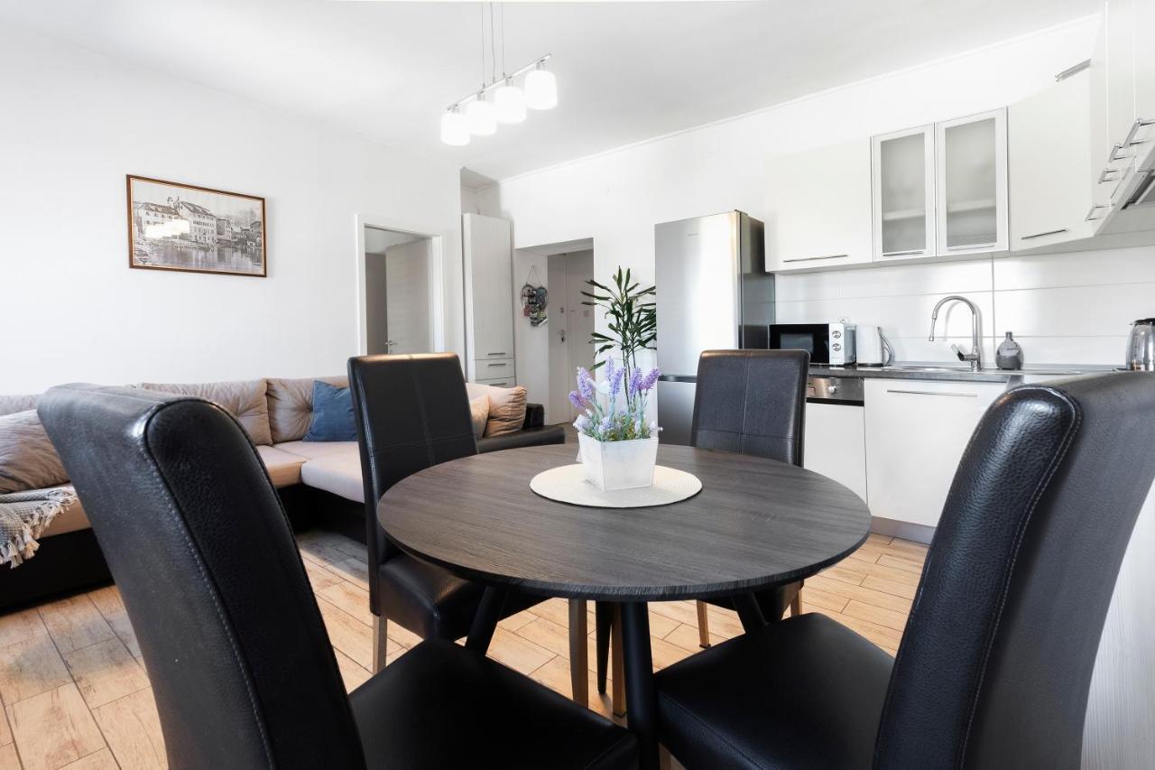 Apartment Feratjer Сплит Екстериор снимка