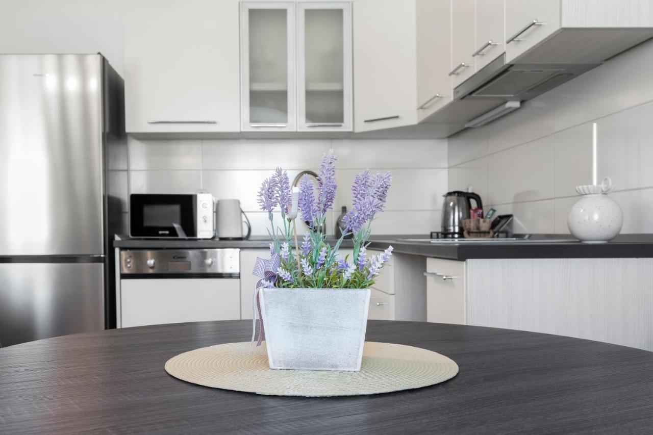 Apartment Feratjer Сплит Екстериор снимка